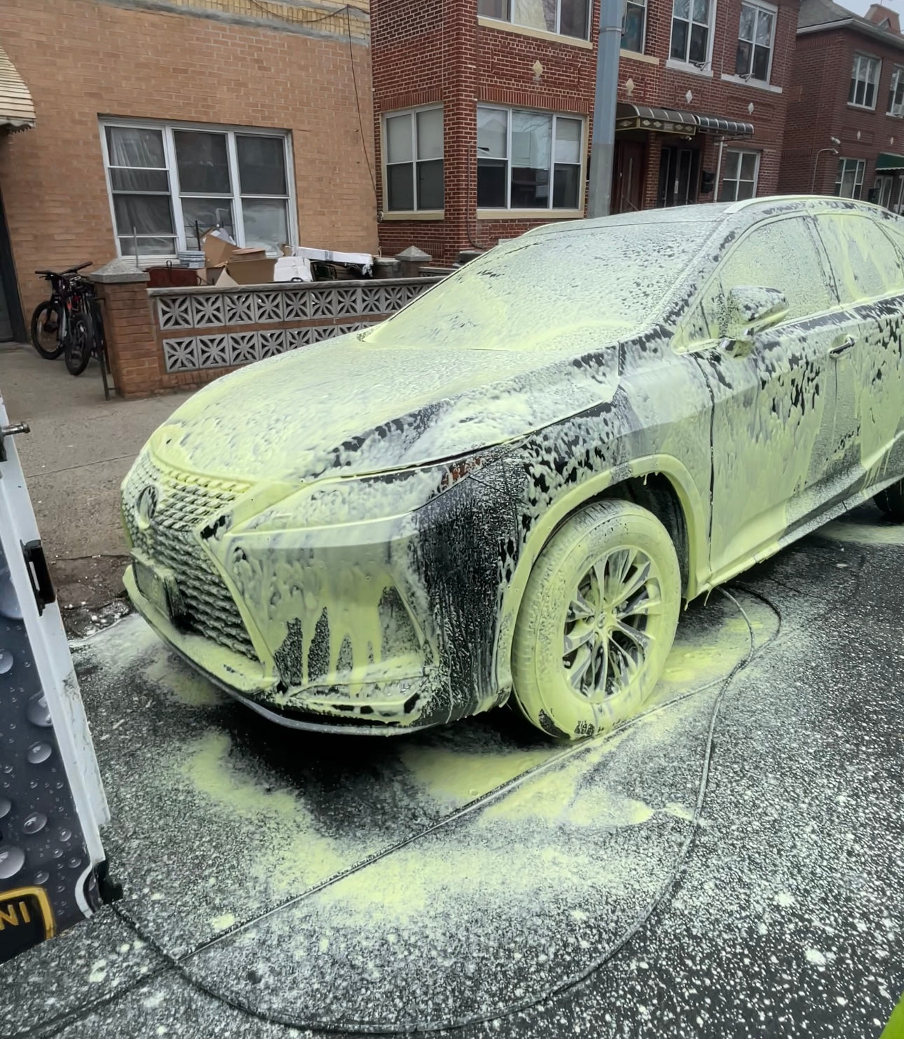 Yellow Snow Foam - 1 Gallon